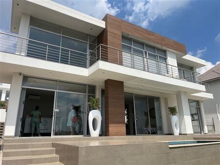 6 Bedroom House in Waterkloof Heights