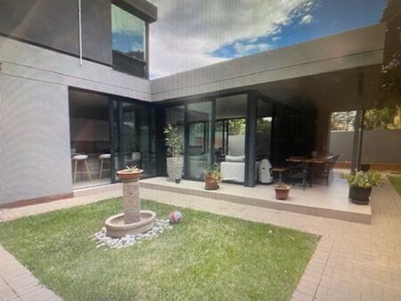4 Bedroom Cluster in Waterkloof Ridge