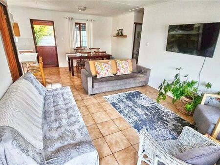 2 Bedroom House in Stilbaai Wes