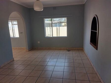4 Bedroom House in Oudtshoorn