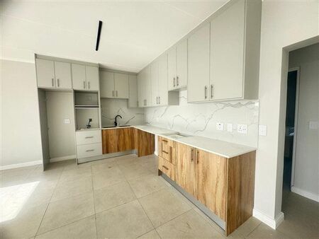 3 Bedroom Apartment in Sandown
