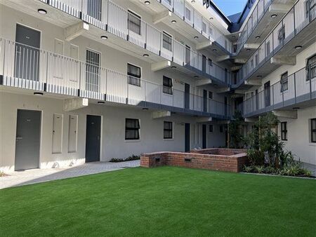 Studio Apartment in Pinelands
