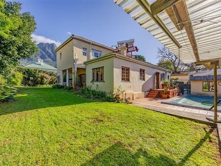 4 Bedroom House in Newlands