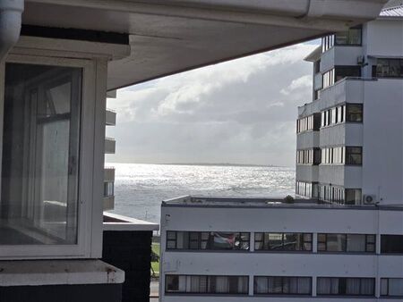 2 Bedroom Apartment in Sea Point