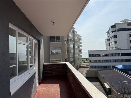 Studio Apartment in Sea Point