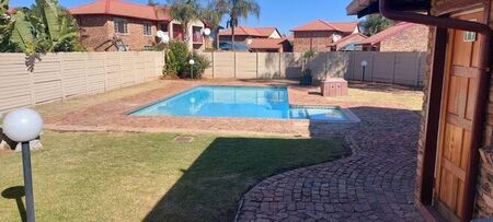 2 Bedroom apartment to rent in Moreleta Park, Pretoria