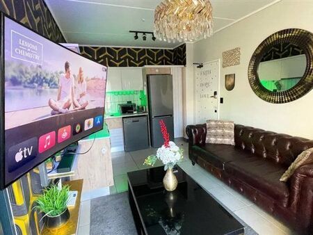 1 Bedroom Apartment in Linbro Park
