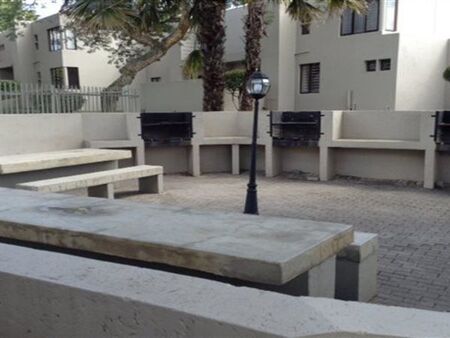 2 Bedroom Apartment in Sandown
