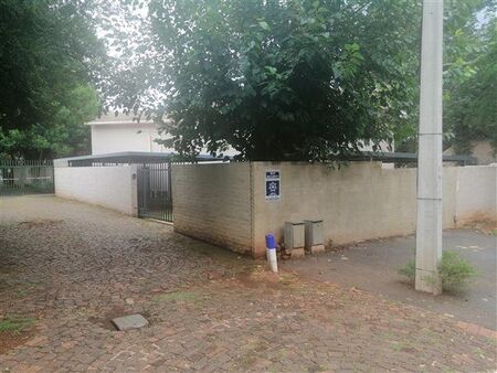 5 Bedroom Apartment in Fairland