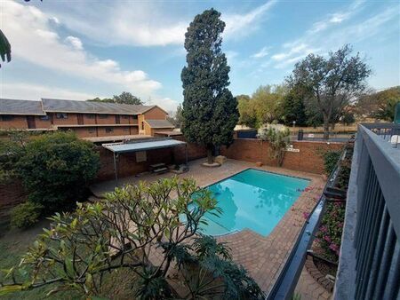 2 Bedroom Apartment in Kew