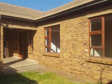 3 Bedroom Simplex in Bardene
