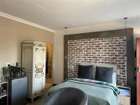 1 Bedroom House in Eldoraigne
