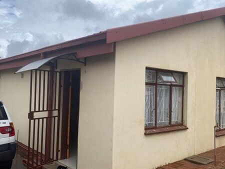 3 Bedroom House in Laudium