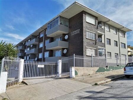 2 Bedroom Apartment in Sydenham
