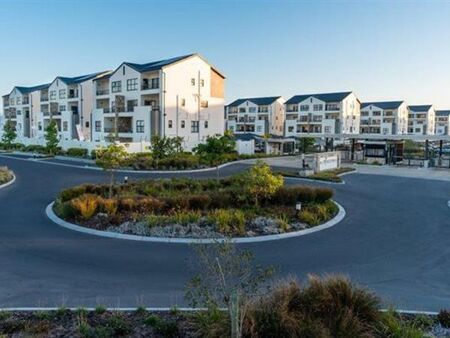 1 Bedroom Apartment in Somerset West Central