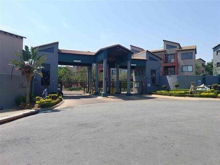 2 Bedroom Apartment in Honeydew