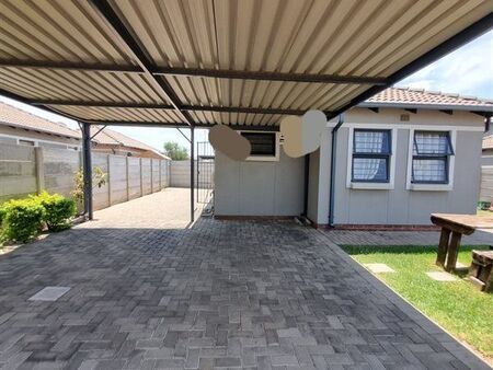 3 Bedroom House in Andeon Ah