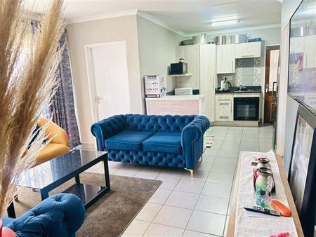 3 Bedroom Apartment in Willow Park Manor