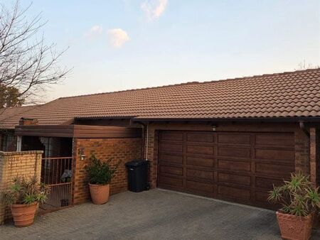 3 Bedroom Townhouse in Equestria