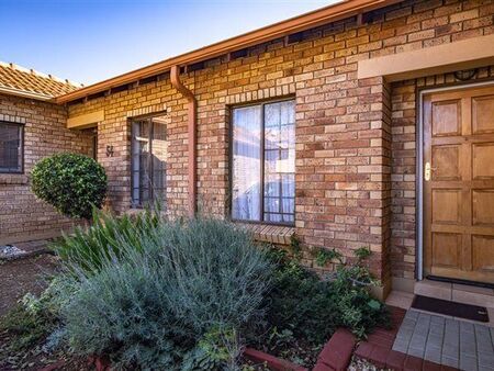 2 Bedroom Townhouse in Equestria