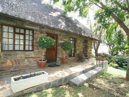 Studio Apartment in Waterkloof