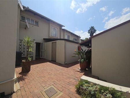 3 Bedroom Townhouse in Constantia Park
