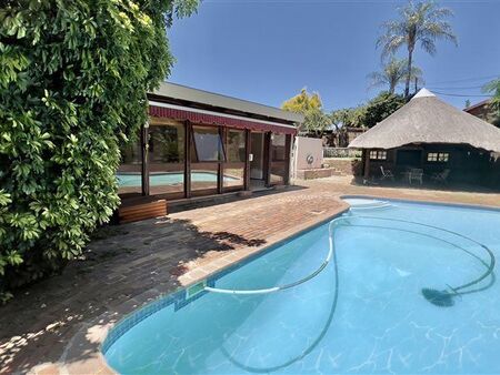 4 Bedroom House in Waterkloof Ridge