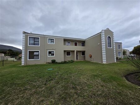 2 Bedroom Apartment in Sandbaai