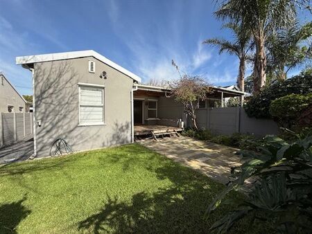 4 Bedroom House in Rondebosch