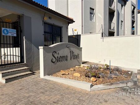 2 Bedroom Apartment in Burgundy Estate