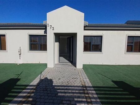 3 Bedroom House in Zeekoevlei