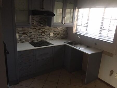 2 Bedroom apartment to rent in Terenure, Kempton Park