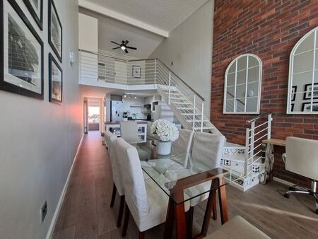 1 Bedroom loft apartment to rent in Tokai, Cape Town