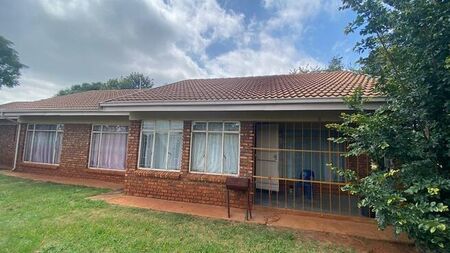 3 Bedroom house to rent in Welverdiend, Carletonville