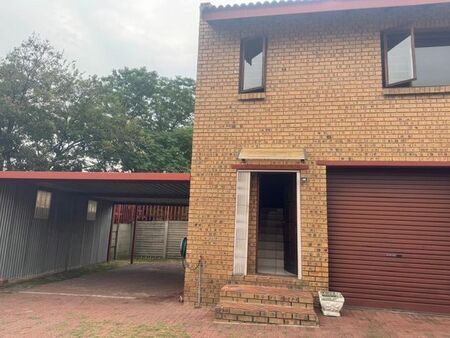 4 Bedroom house to rent in Secunda