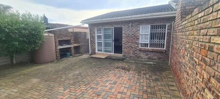 1 Bedroom cottage to rent in Charlo, Port Elizabeth