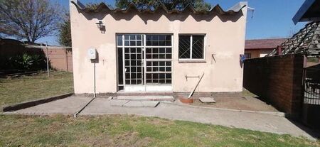1 Bedroom flat to rent in Secunda