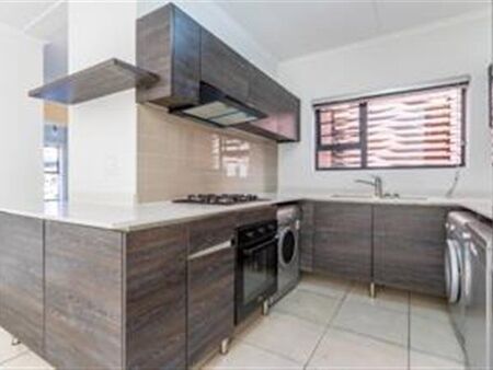 3 Bedroom Apartment in Olivedale