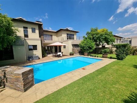 4 Bedroom House in Aspen Hills