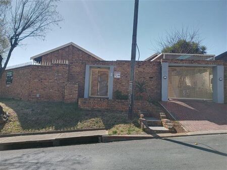 3 Bedroom House in Suideroord