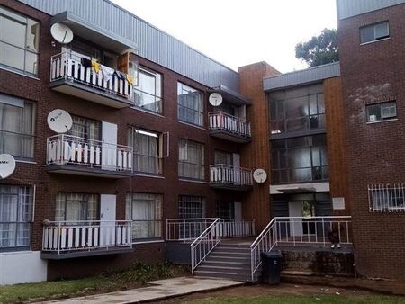 3 Bedroom Apartment in Rosettenville