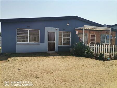 2 Bedroom Townhouse in Ridgeway