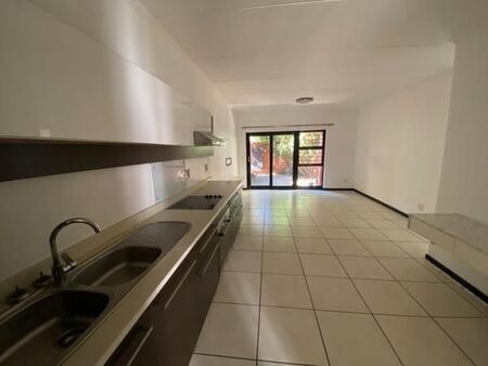 2 Bedroom Apartment in Douglasdale