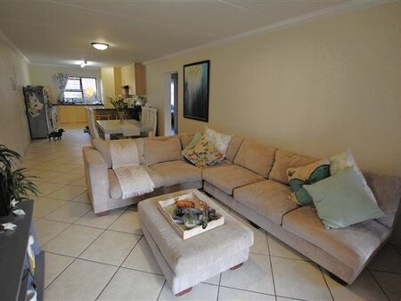 2 Bedroom Apartment in Paulshof