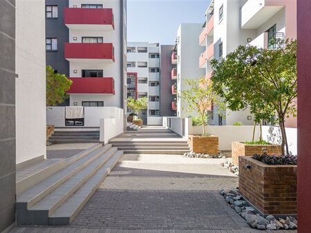 2 Bedroom Apartment in Sunninghill