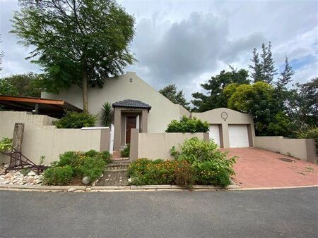 3 Bedroom Cluster in Douglasdale
