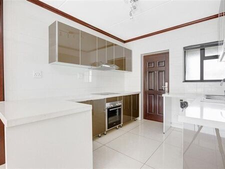 2 Bedroom Apartment in Fourways