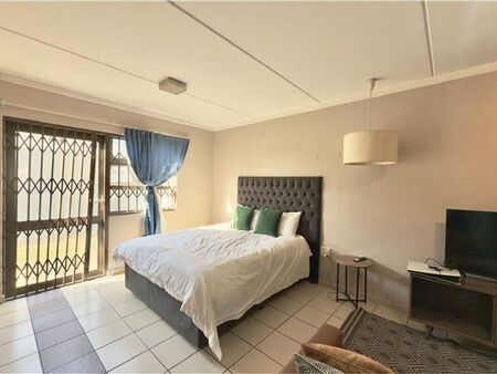 Studio apartment in Fourways