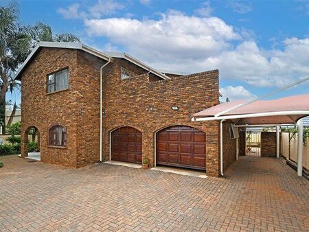 4 Bedroom House in Bedfordview
