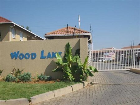 2 Bedroom Apartment in Glen Marais